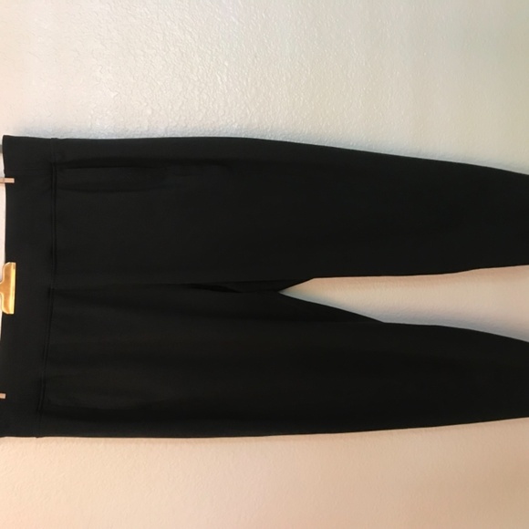 Lululemon pants - Picture 2 of 7